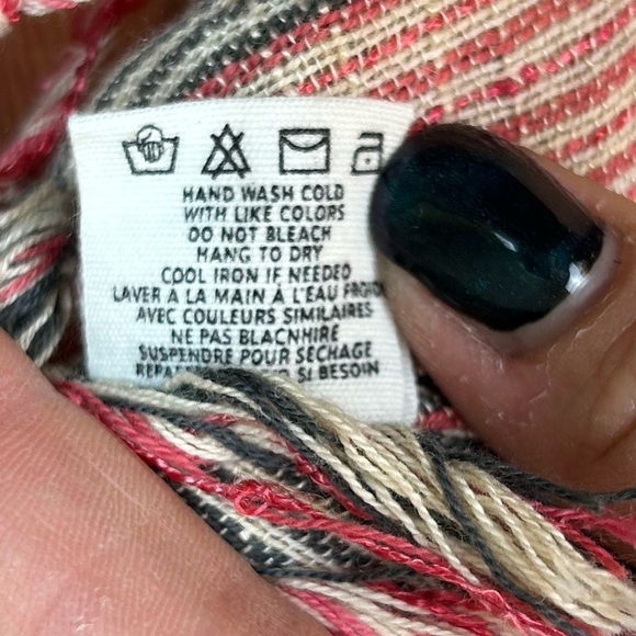 Billabong Vertical Striped Poncho Lance Up V Neck with Fringe Red Gray M/L - Picture 13 of 14